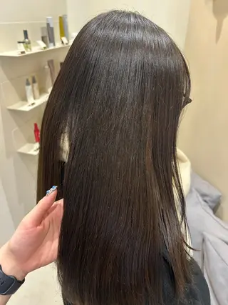 ロング カラー 小川結子 NEROのヘアスタイル