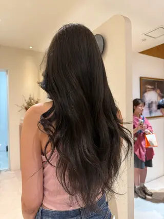 カラー yiye Aoyama所属・yiye ちさとのヘアスタイル