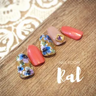 ネイル 山本 友理のネイルデザイン