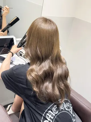 セミロング カラー SALOWIN新宿三丁目【サロウィン】所属・ハッシュレイヤー💐 透明感カラー💐青木のヘアスタイル