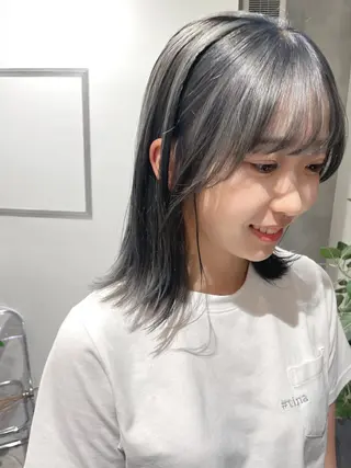 ミディアム カラー ill.所属・ill［イル］大須 ダブルカラー髪質改善のヘアスタイル