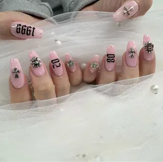 ネイル 東 千夏のネイルデザイン