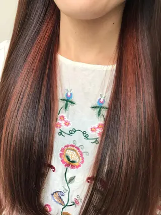 ロング カラー 江崎 わか子のヘアスタイル