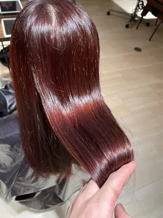 セミロング 失敗しない顔まわり× 小顔補正レイヤー難波のヘアスタイル