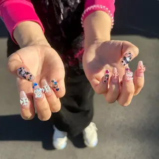 ネイル Manamǐ 個性派のネイルデザイン