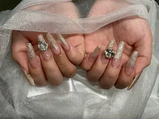 ネイル Roi〈ロワ〉 Minakoのネイルデザイン