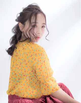 セミロング カラー ヘアアレンジ omocha hair salon所属・大嶋 伸吾のヘアスタイル