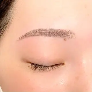 アイブロウ Yuueye mioのマツエク・マツパデザイン