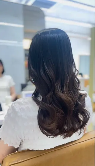 ロング SHU/レイヤー /韓国ヘアのヘアスタイル