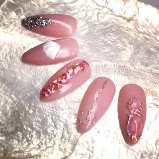 ミディアム ネイル RIONnail(リオンネイル)所属・RIONnail Yurikaのネイルデザイン