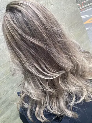 ロング カラー パーマ ヘアアレンジ ブリーチ毛縮毛矯正 👑山口のヘアスタイル