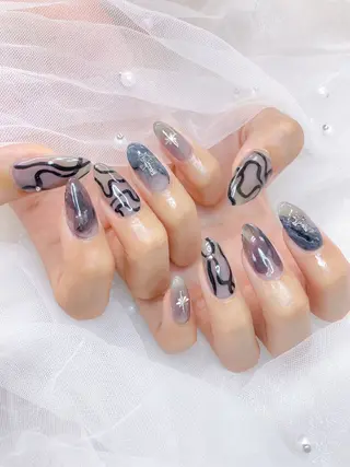 ネイル 五十嵐 美智のネイルデザイン