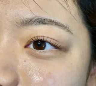 マツエク・マツパ 日比野 紅杏のヘアスタイル