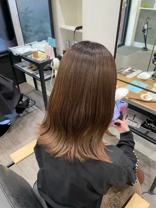 セミロング La fith hair wille 福山店【ラフィス ヘアー ヴィレ】所属・片平 帆香のヘアスタイル