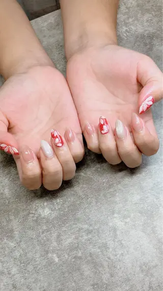 ネイル haleyume所属・shino🌟 痛ネイルのネイルデザイン