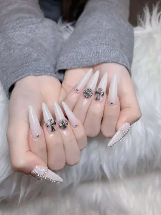 ネイル Lumi Nail 新大久保3‘のネイルデザイン