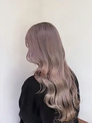 ロング カラー 長田 有加のヘアスタイル