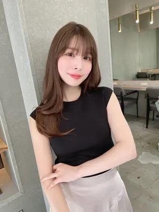 セミロング 山本翔一郎 韓国顔周りレイヤーのヘアスタイル