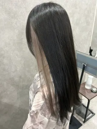 ロング カラー 廣瀬 あずさのヘアスタイル