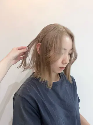 ショート カラー 石倉 茉倫のヘアスタイル