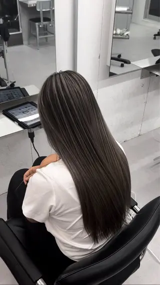 ロング カラー メンズバレイヤージュ 🔥メンズカット🔥のヘアスタイル