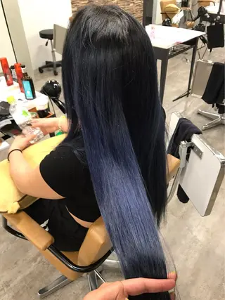 ロング カラー boutique misakiのヘアスタイル