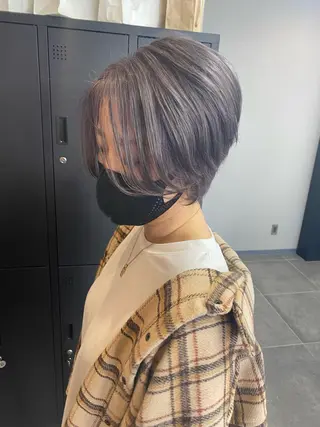 ショート maco 艶感ハイトーン🦋のヘアスタイル