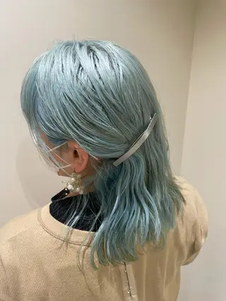 ミディアム カラー ヘアアレンジ 大石 陽菜のヘアスタイル