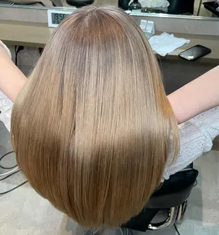 セミロング 【髪質改善職人】 岡田成義のヘアスタイル