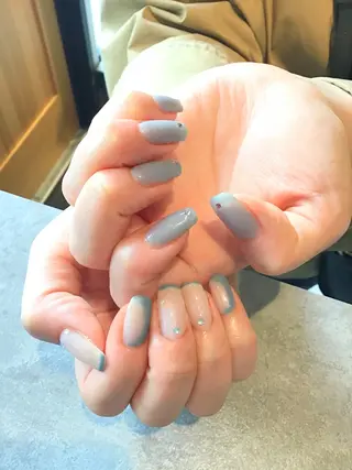 ネイル Nest 岩崎のネイルデザイン