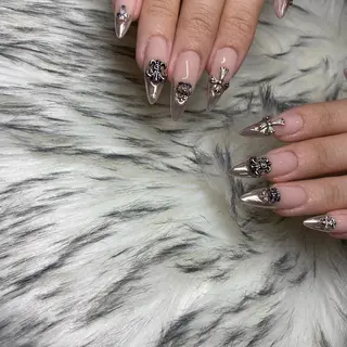 ネイル la vie  Luire所属・la vie Luire ｱｽｶのネイルデザイン