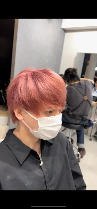 ショート カラー 井上 虎汰郎のヘアスタイル