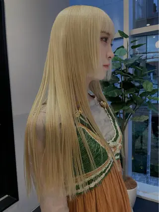 セミロング カラー SALOWIN所属・ブリーチ✍️ ボブ✨レイヤーのヘアスタイル