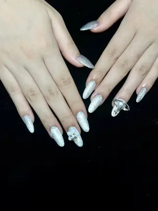 ネイル か ナのネイルデザイン