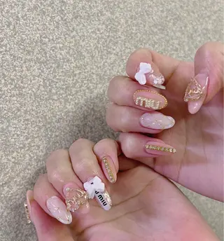 ネイル ちゅるんネイル🪄 耳ツボジュエリー🔗のネイルデザイン