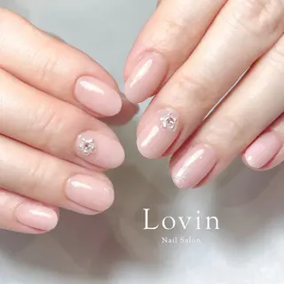 ネイル パラジェルプレミアムサロン nail care &spa Lovin［ラヴィン］所属・Azegami Minaのネイルデザイン