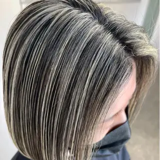 ショート カラー 松井那津子 /ハイライトブリーチのヘアスタイル