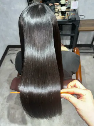 ロング 堀越一弘 髪質改善ヘアケア特化のヘアスタイル
