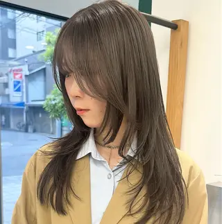 セミロング カラー M所属・ハイトーン/透け感 カラー🎀真香のヘアスタイル