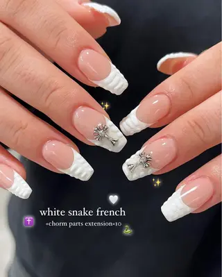 ネイル 🤎Two ERI🤎のネイルデザイン