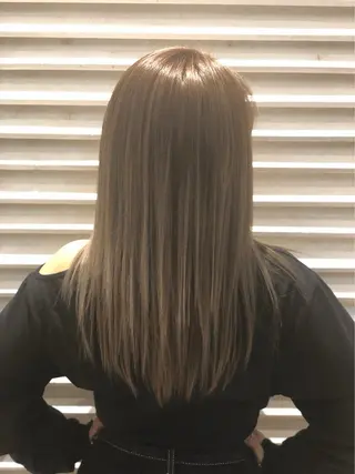 セミロング カラー Hair's RooMのヘアスタイル