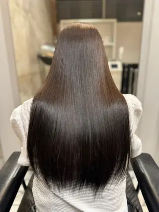 ロング Luxe所属・Luxe表参道 髪質改善　奈良のヘアスタイル