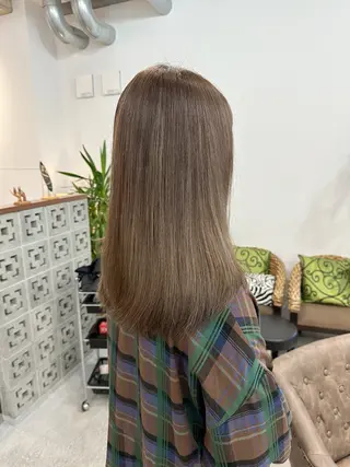 ロング カイリ /レイヤーカットのヘアスタイル