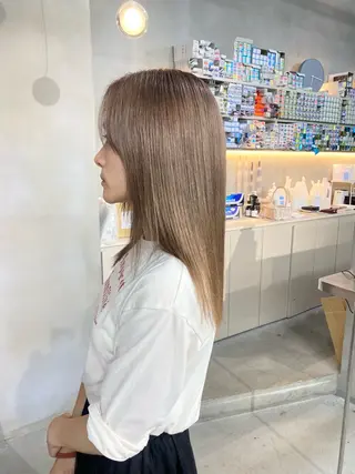 セミロング カラー qulim所属・前橋 姫奈のヘアスタイル
