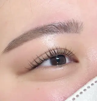 SUGAR 綱崎愛音のマツエク・マツパデザイン