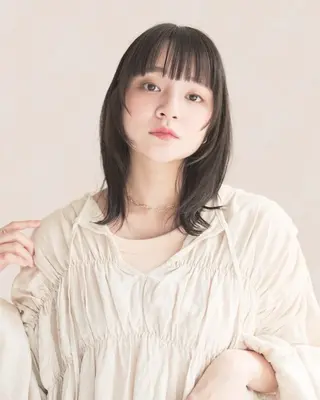 セミロング カラー Joule 建山美友のヘアスタイル
