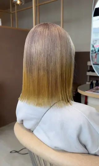 ミディアム カラー La fith hair ruu.所属・lafithhair ruu.南本庄のヘアスタイル