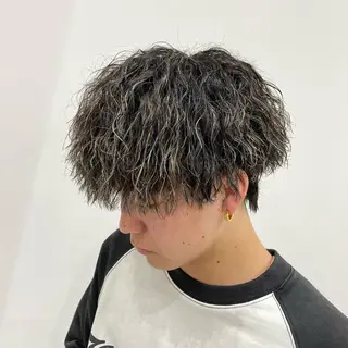 パーマ 🔥縦落ちツイスパ 🔥鈴木健紀のヘアスタイル
