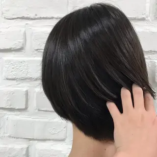 ショート カラー 【暖色カラー特化】 中山由梨のヘアスタイル