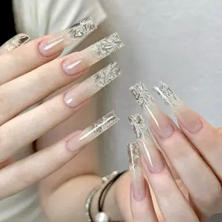 ネイル Maggie Nail🦩のネイルデザイン